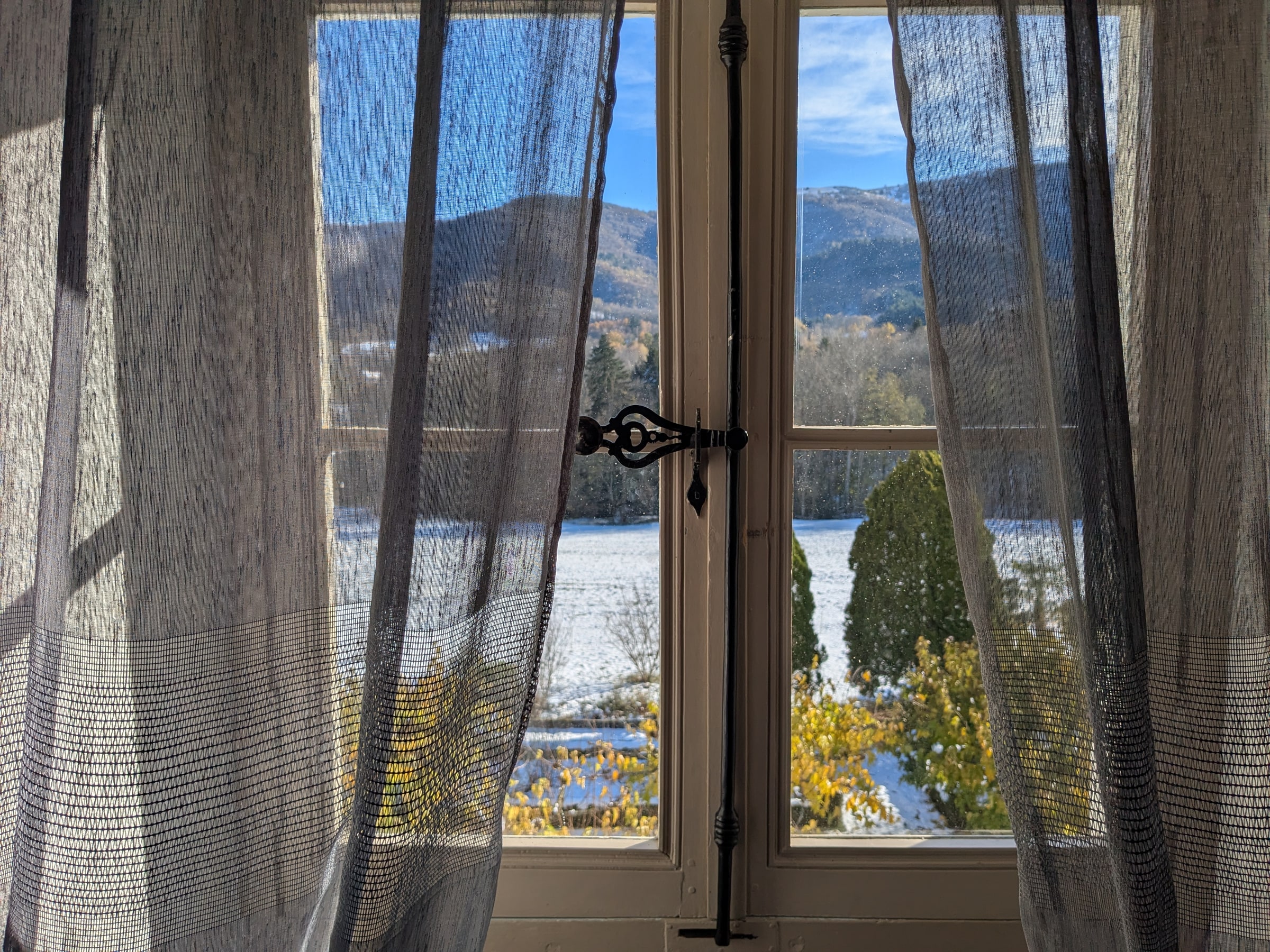 The view from Château du Faune toward the Pyrenees
